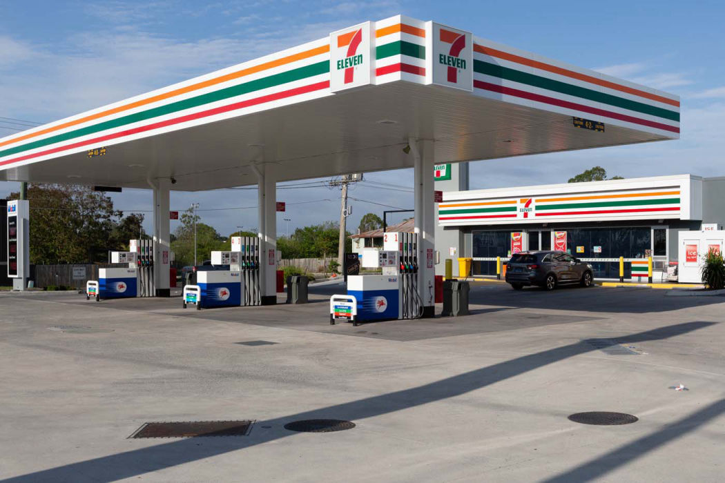 355 Brisbane Street 7-Eleven Service Station