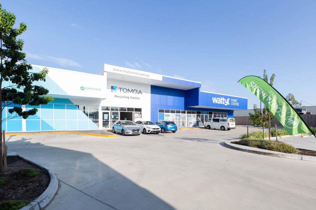 355 Brisbane Street Tomra and Wattyl Paint Retail Outlets