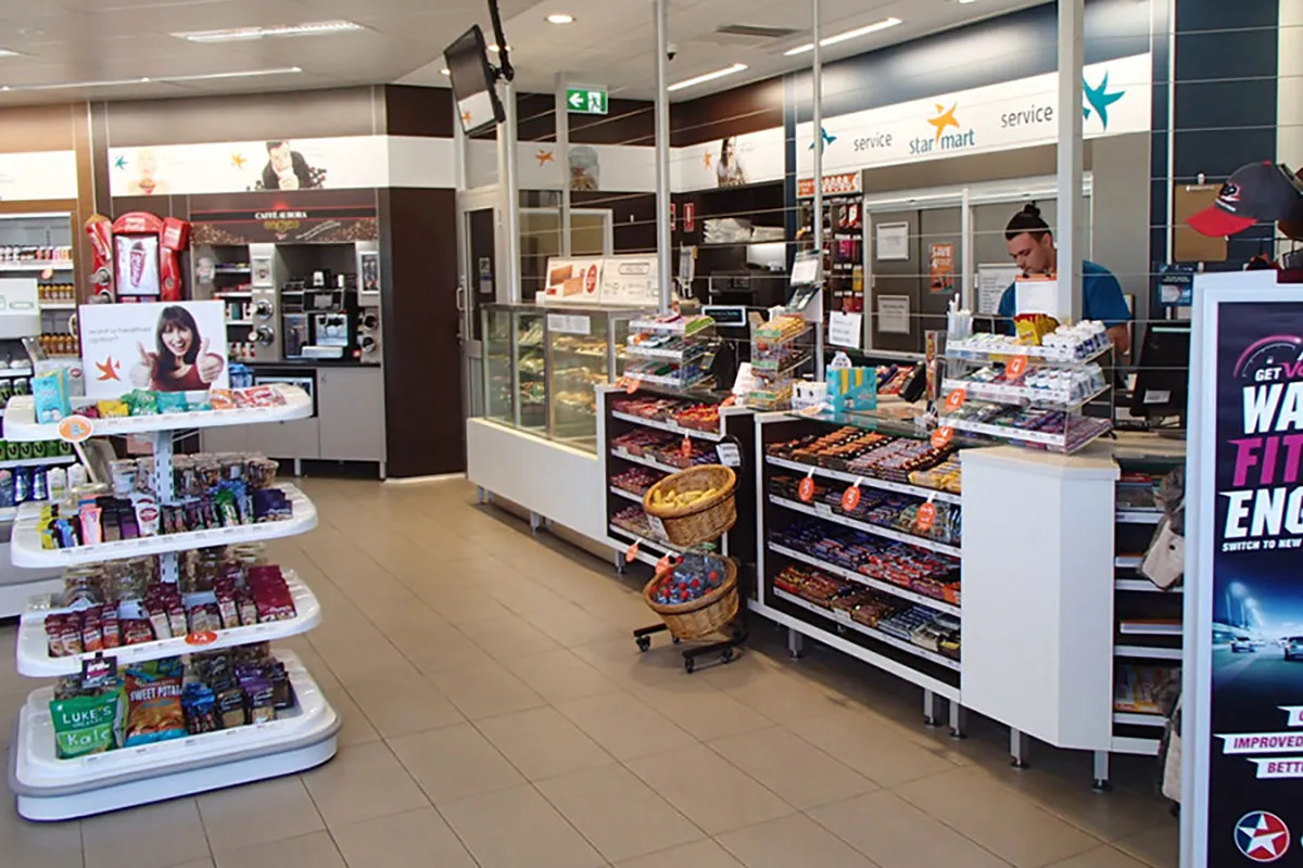 Convenience store fit out 