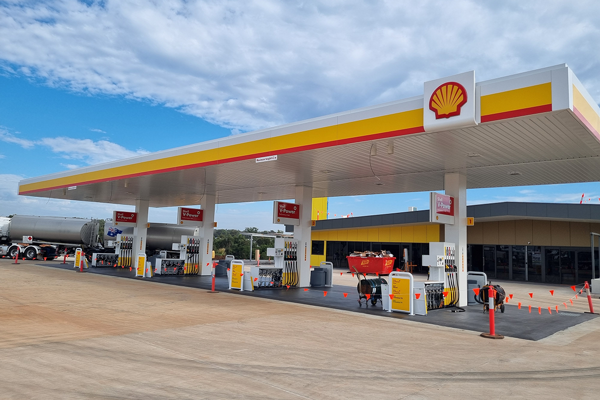 Night Owl Dakabin Service Station