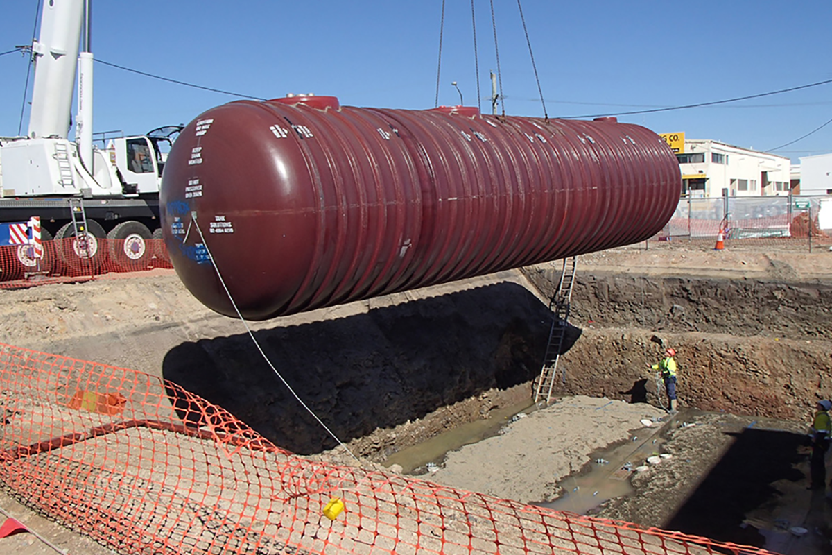 Fuel tank installation